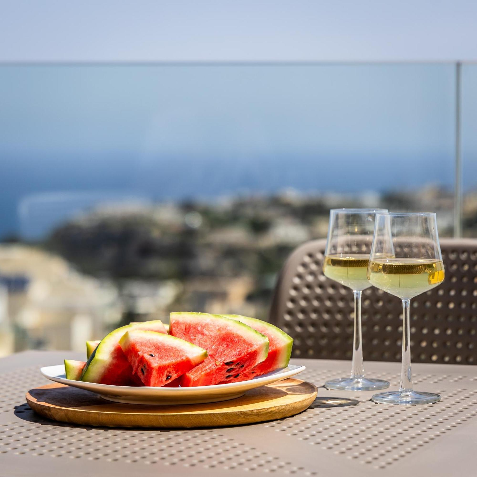 Fl7 Thelodge-Amazing View W Big Terrace By Homely 멜리에하 외부 사진